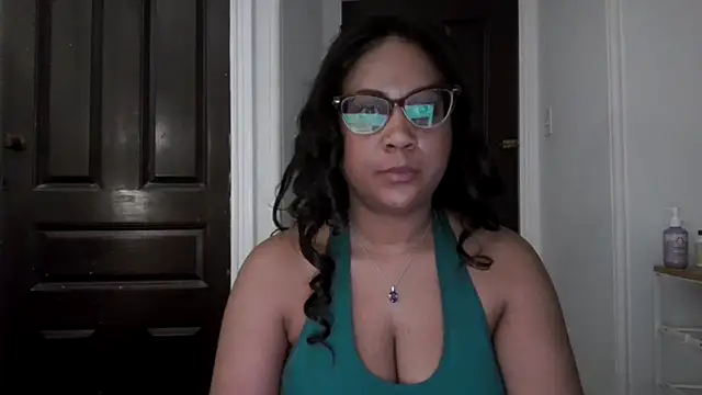 Snapshot of biancadoesit chatting on May 10, 10:31 am biancadoesit online show from May 10, 10:31 am