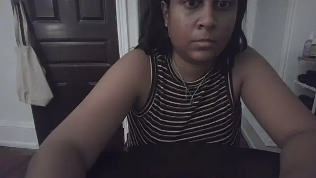 Snapshot of biancadoesit chatting on May 21, 5:25 am biancadoesit online show from May 21, 5:25 am