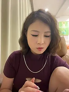 Lola666999 online show from July 14, 12:44 pm