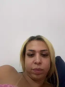 Snapshot of marcellyfiori chatting on April 14, 11:00 pm marcellyfiori online show from April 14, 11:00 pm