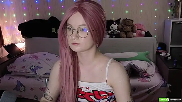 Snapshot of JulietFisher chatting on March 30, 4:46 am JulietFisher online show from March 30, 4:46 am