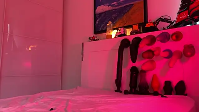 konlxxx online show from March 29, 4:51 pm