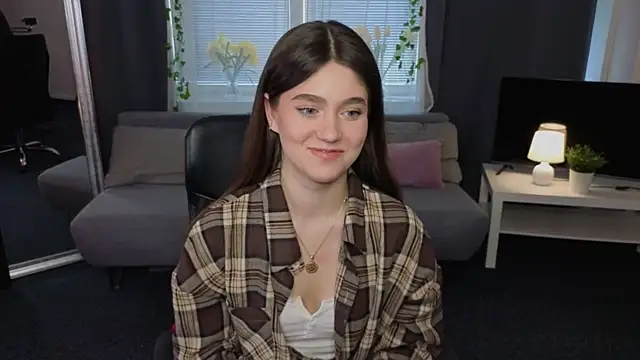 Snapshot of SunnyBloss chatting on March 27, 1:11 pm SunnyBloss online show from March 27, 1:11 pm