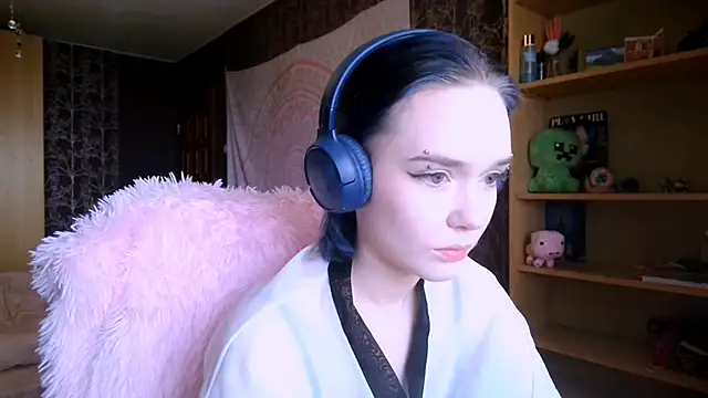 baby onface online show from May 14, 8:32 am
