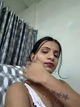 Snapshot of khushi_ji00 chatting on July 13, 8:11 pm khushi ji00 online show from July 13, 8:11 pm