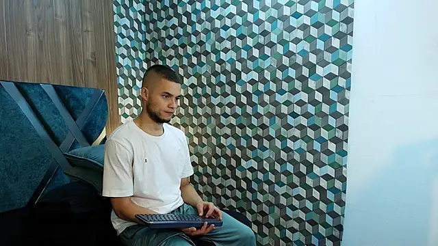 Joaho Fernandez online show from May 29, 10:08 pm