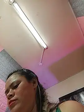 Snapshot of Miss_Pecados chatting on June 22, 8:17 pm Miss Pecados online show from June 22, 8:17 pm