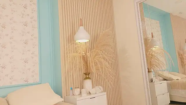 Snapshot of SarayCortez chatting on April 5, 8:17 pm SarayCortez online show from April 5, 8:17 pm