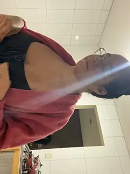 lumin9002 online show from June 26, 6:18 am