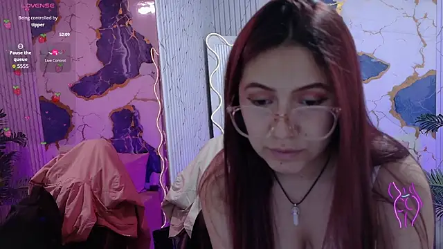 Tiiana tay online show from May 25, 3:01 am