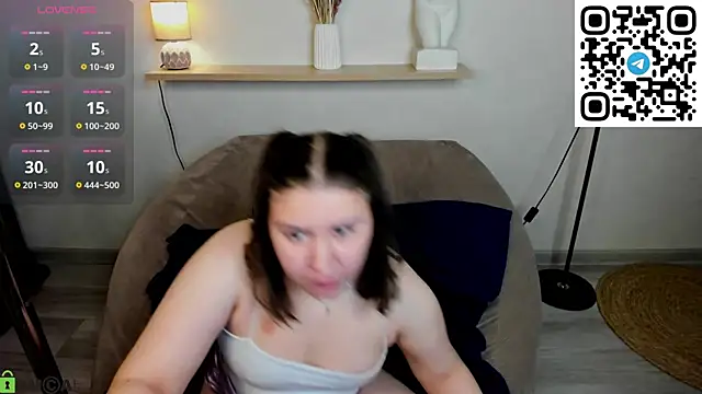 Maya Raay online show from May 24, 12:59 am