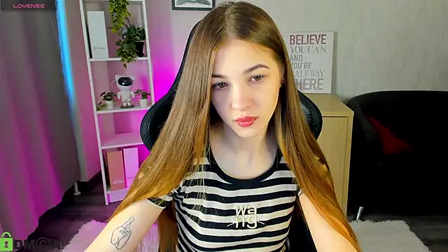 Miss Shanel online show from April 29, 12:59 am