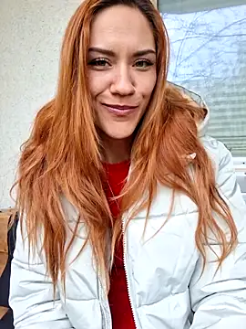 Snapshot of SlimBellaOfficial chatting on March 26, 10:43 am SlimBellaOfficial online show from March 26, 10:43 am