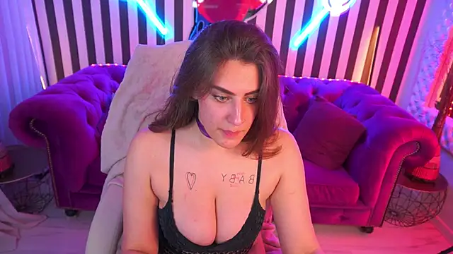 HeyKitten online show from May 3, 8:48 pm
