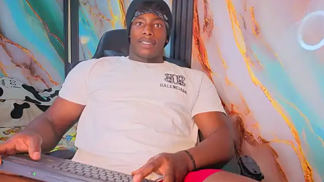 maxmuscle10 online show from May 25, 3:07 pm