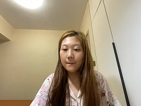 Snapshot of tutu512 chatting on May 24, 11:04 am tutu512 online show from May 24, 11:04 am