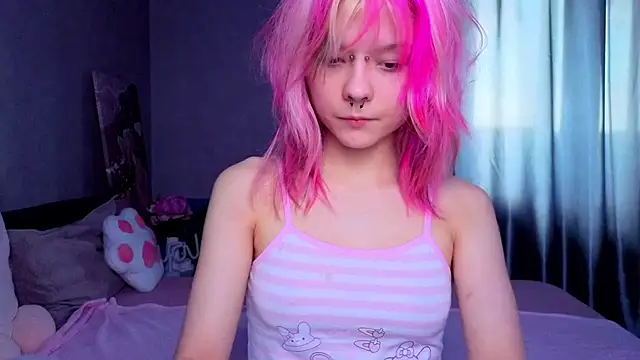 PerryKitty online show from June 30, 3:35 pm