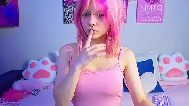PerryKitty online show from July 17, 2:34 pm