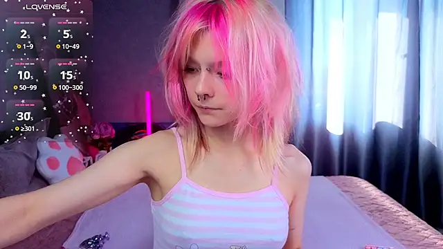 PerryKitty online show from July 30, 2:05 pm