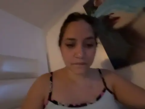 SashaCollins27 online show from April 1, 4:46 am