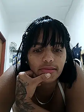 Snapshot of keverly chatting on March 25, 9:32 pm keverly online show from March 25, 9:32 pm