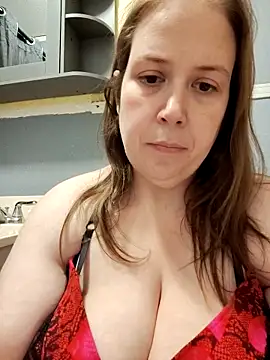 023thickandjuicy07 online show from April 30, 2:40 am