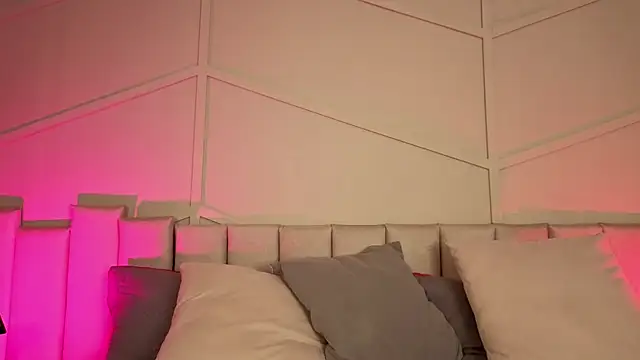 mia adams bm online show from May 25, 8:37 pm