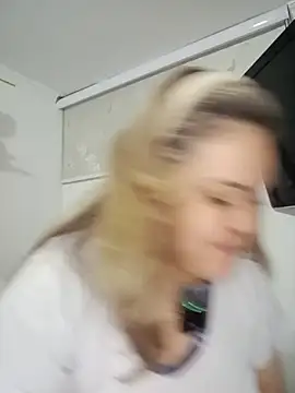 Natashablade   online show from May 23, 3:23 am