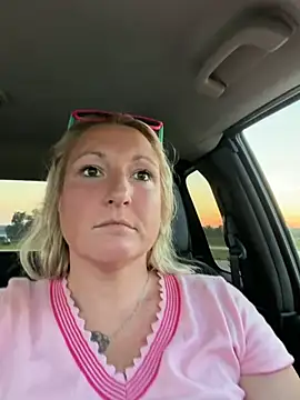 sweetkacibaby online show from July 8, 1:43 am