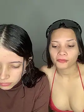 pricila887 online show from April 11, 10:36 pm