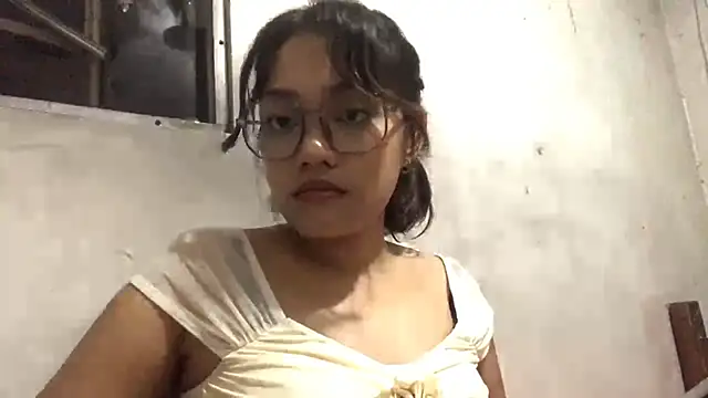 MorganCrumwell online show from April 1, 1:41 pm