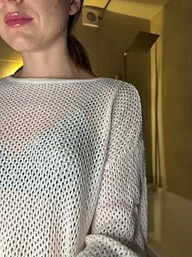 AliceVilliers online show from June 17, 9:27 pm