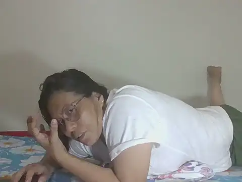 prettypinayxx online show from March 26, 2:33 pm