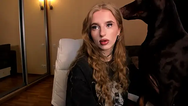 harley kimm online show from April 24, 4:37 am