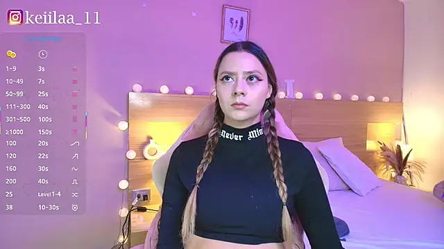 Keidance  online show from July 8, 8:57 pm