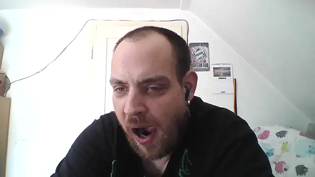Snapshot of fettgail-0507 chatting on May 3, 9:37 am fettgail-0507 online show from May 3, 9:37 am