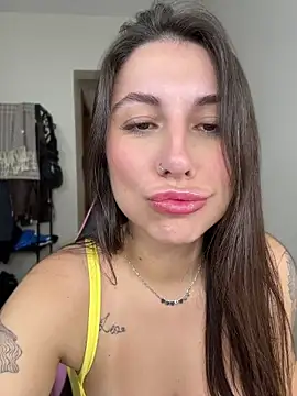 Snapshot of Carolzinhalux69 chatting on July 12, 12:12 am Carolzinhalux69 online show from July 12, 12:12 am