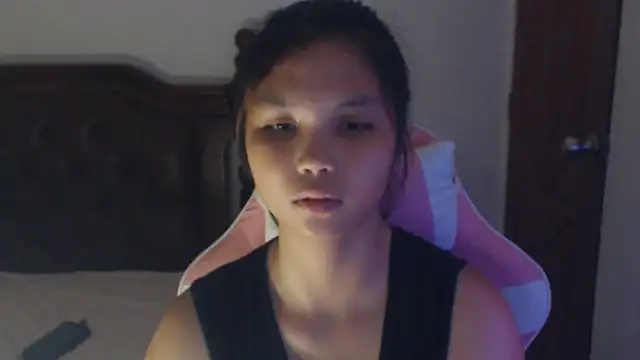 Snapshot of sweet_21_1 chatting on July 27, 7:43 pm sweet 21 1 online show from July 27, 7:43 pm