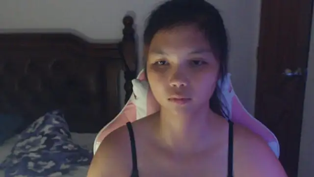 Snapshot of sweet_21_1 chatting on July 28, 7:50 pm sweet 21 1 online show from July 28, 7:50 pm