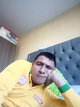 Snapshot of luis20212 chatting on March 26, 10:26 pm luis20212 online show from March 26, 10:26 pm