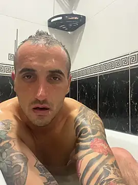 Snapshot of pezol9193 chatting on March 31, 6:30 pm pezol9193 online show from March 31, 6:30 pm