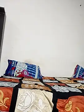 Sexyy Bhabhi 143 online show from July 8, 10:36 pm