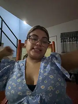 C1N09 online show from May 14, 4:41 am