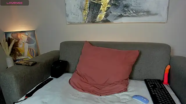 ZoeBrownn online show from July 1, 7:57 pm