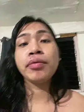 lulueraxxxx online show from May 13, 1:41 pm