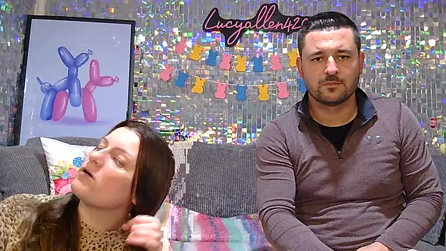 Snapshot of caraandcole chatting on April 1, 2:56 am caraandcole online show from April 1, 2:56 am