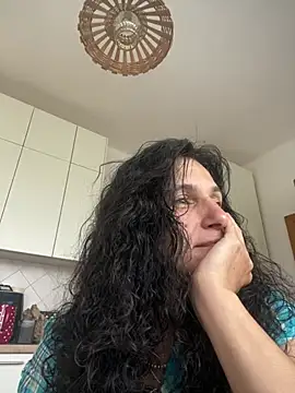 Snapshot of StellaMia263 chatting on June 6, 8:08 am StellaMia263 online show from June 6, 8:08 am
