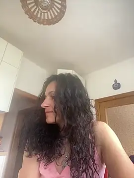 Snapshot of StellaMia263 chatting on June 15, 11:12 am StellaMia263 online show from June 15, 11:12 am