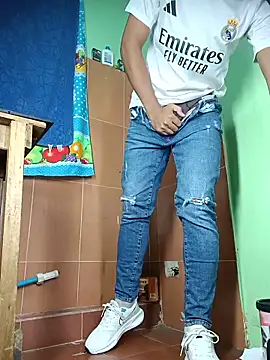 romeohotpig online show from May 31, 10:33 pm
