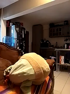 Snapshot of jito02 chatting on April 11, 6:01 pm jito02 online show from April 11, 6:01 pm